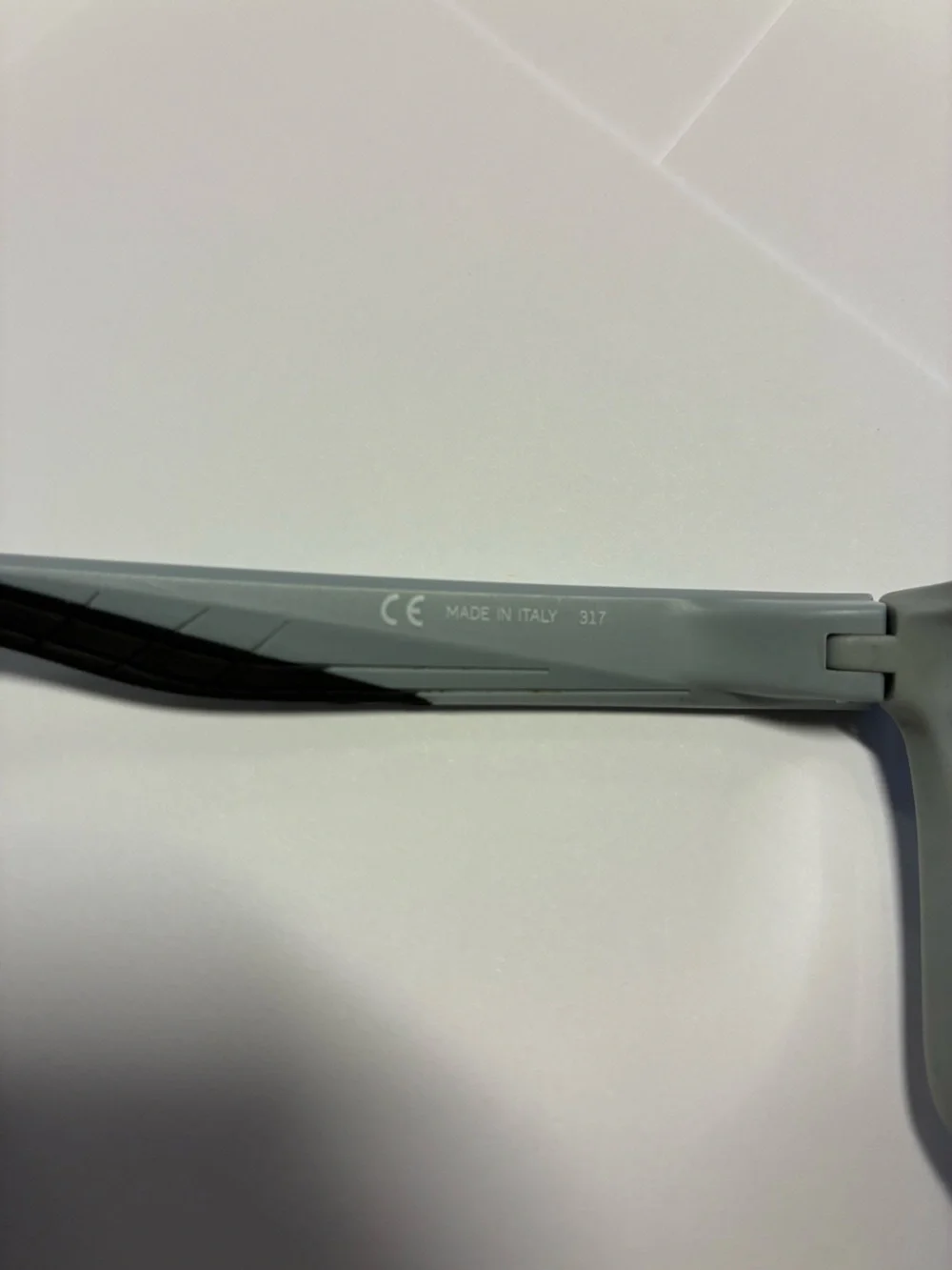 Nike Men's Gray Frame Sunglasses made in Italy